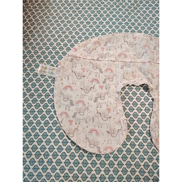 Boppy Breastfeeding & Nursing Pillow Cover Zip On Pink Unicorns - Picture 5 of 8